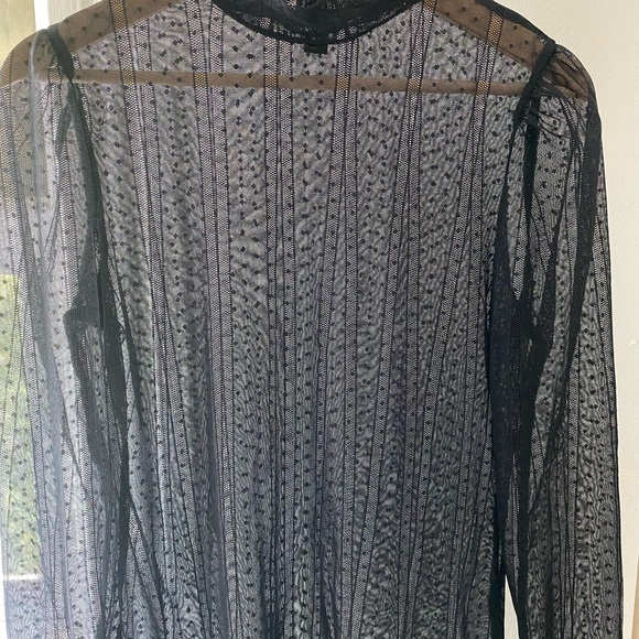 Sheer dress shirt with a high neck - Picture 2 of 3